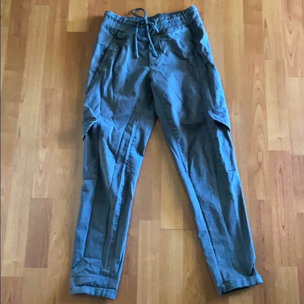 ESNTLS DARK GREY CARGO PANTS